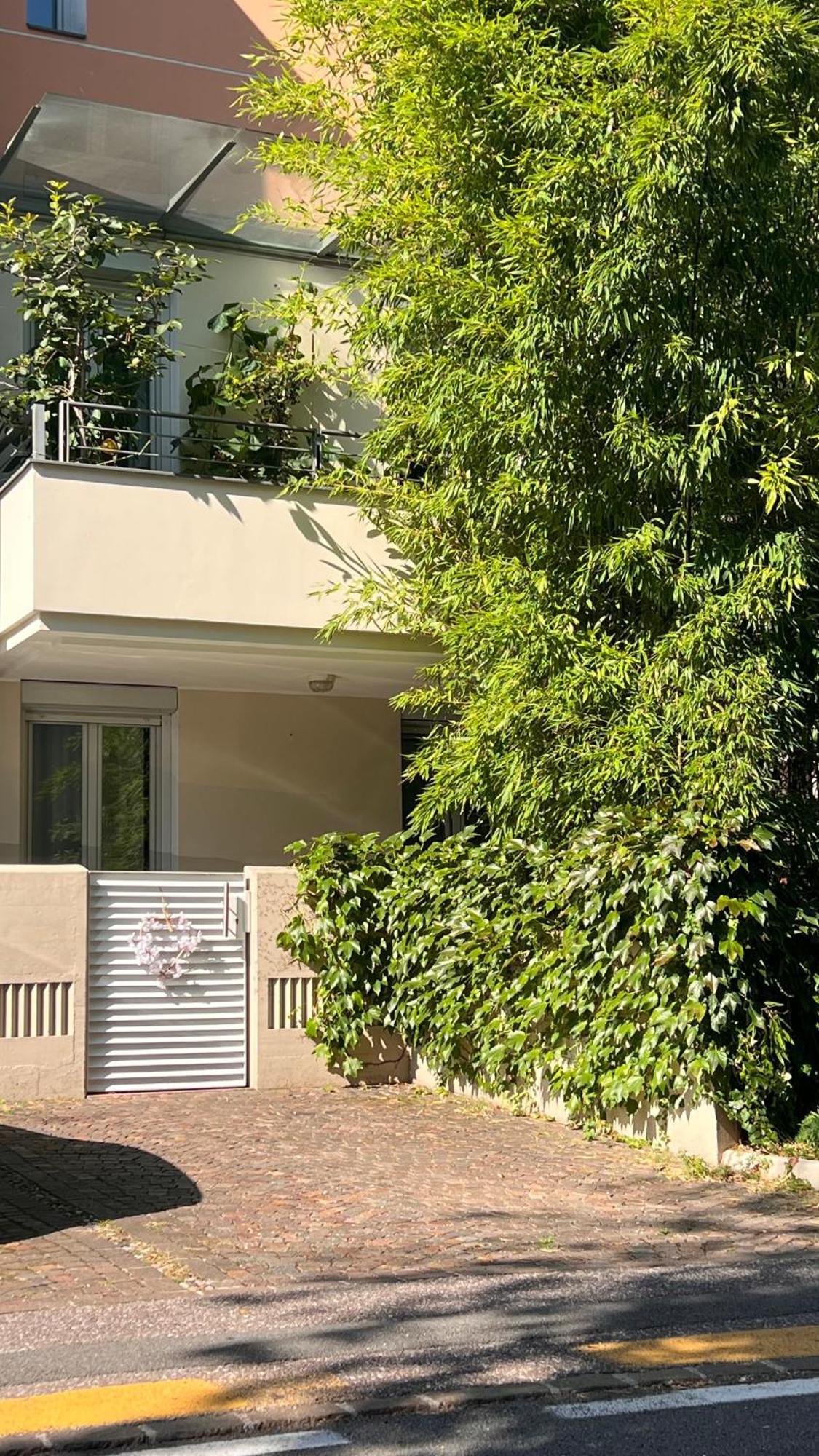 Garden Suite Bolzano Exteriör bild